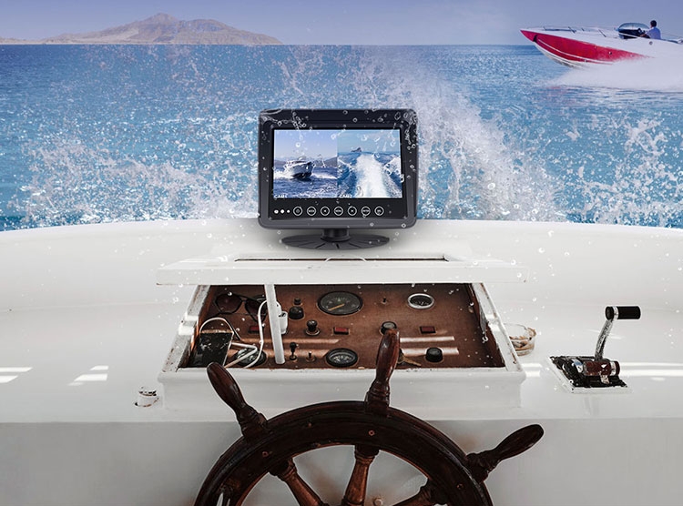 monitor reżistenti għall-ilma fuq dgħajsa tal-yacht